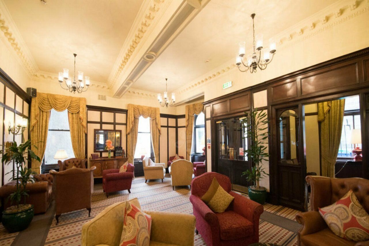 The Parliament House Hotel Единбург Екстериор снимка